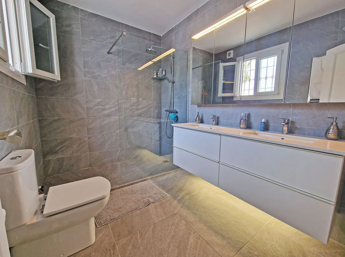 9388c965-ec86-4823-9af3-17e212973544