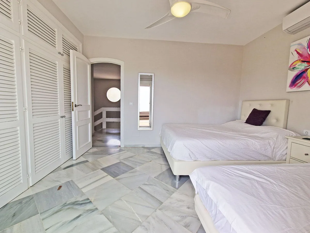 e4d2c29e-7324-4fea-a356-f29d6432a7c6