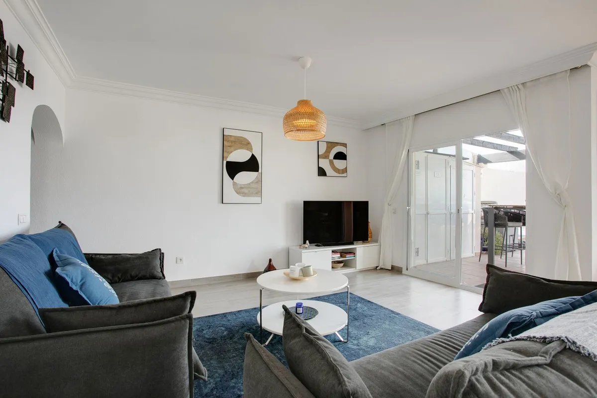 fc4a10f2-ef4f-4575-903a-b3cd9c5fa2aa