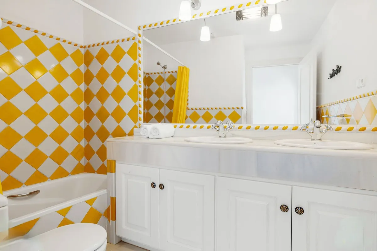 1c587a08-6719-48e6-bda8-dba961d5817e