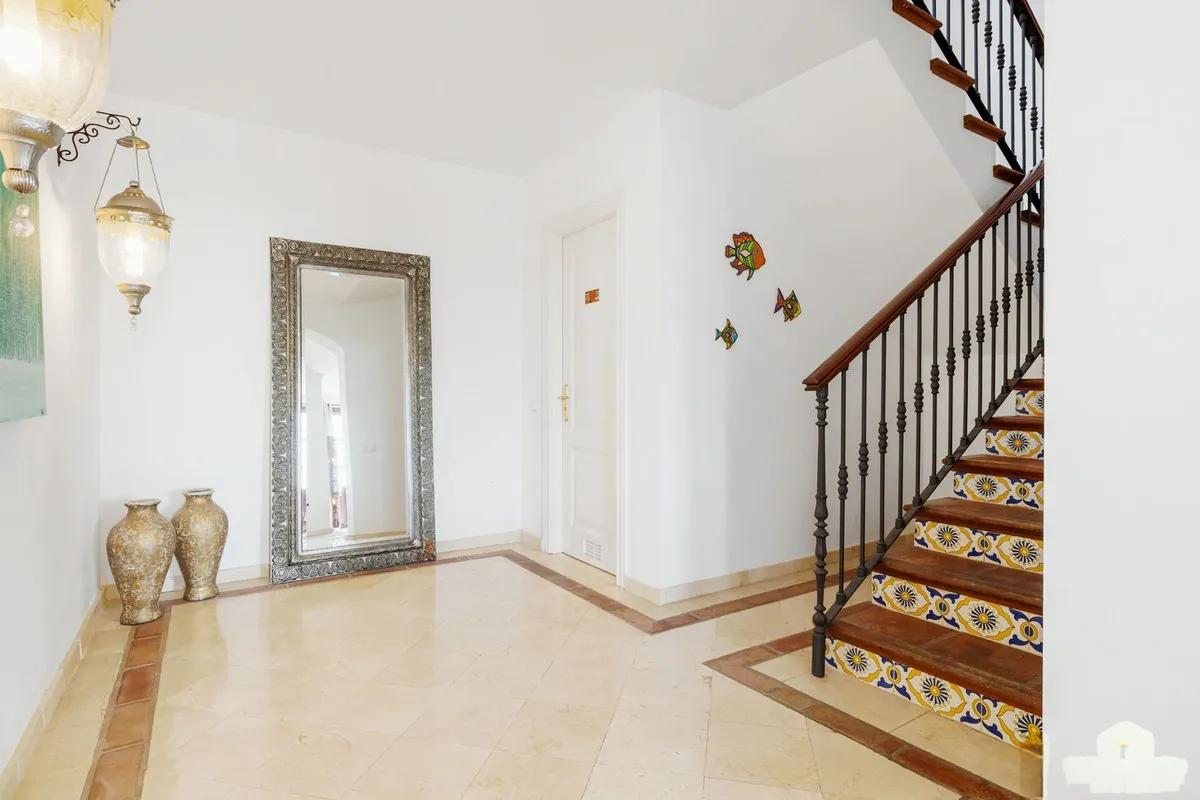 b745083e-4ed4-421a-b381-79de695615c8