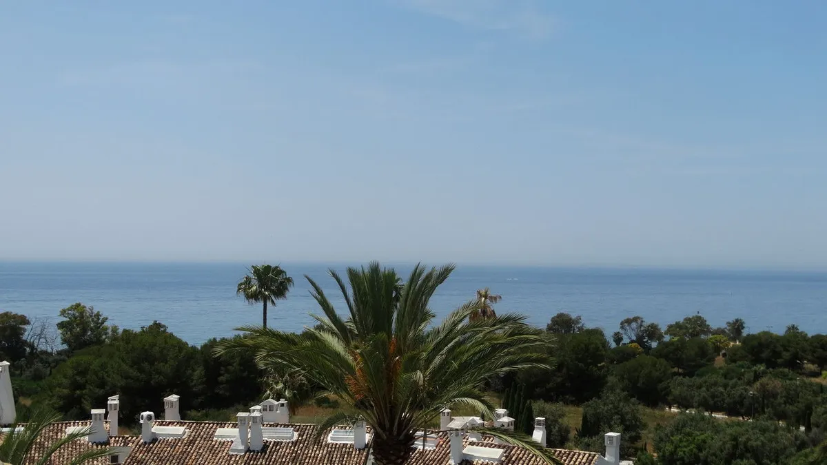 570303c8-2c34-417b-ac05-832ba70f0306