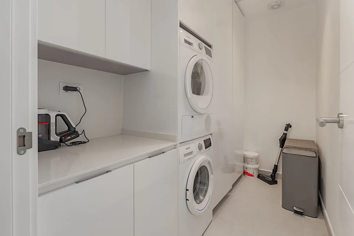 ed1f9d25-6254-435e-b515-6c6657435f70