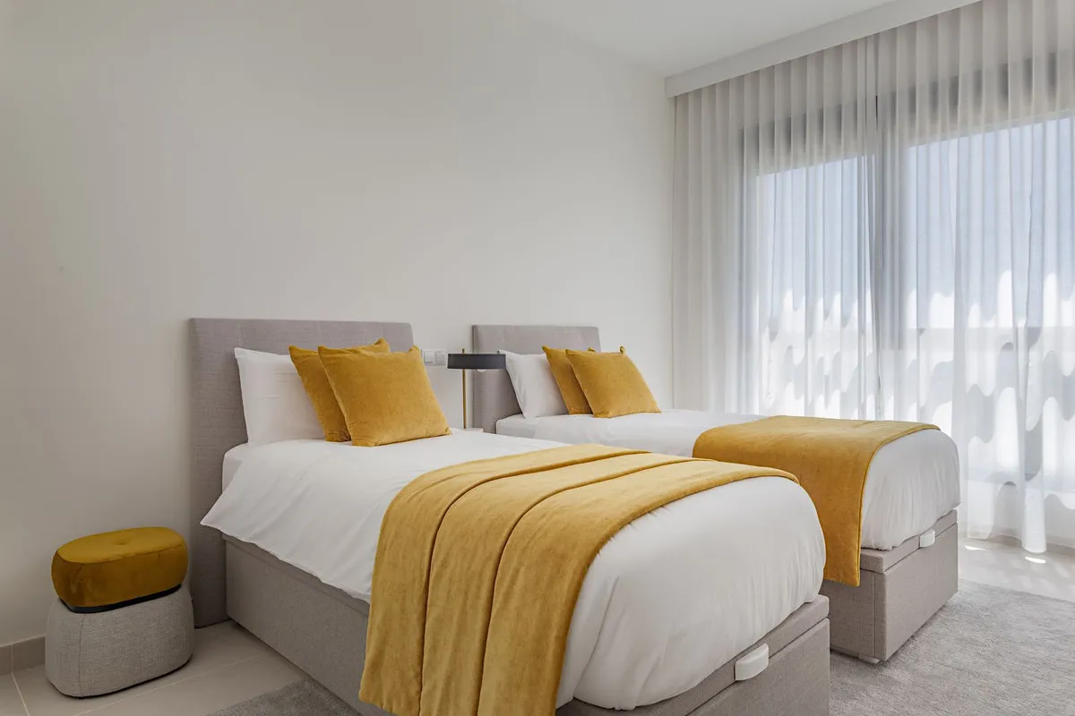 f04e5908-5533-4a4a-bcfa-58f4dd4d448a