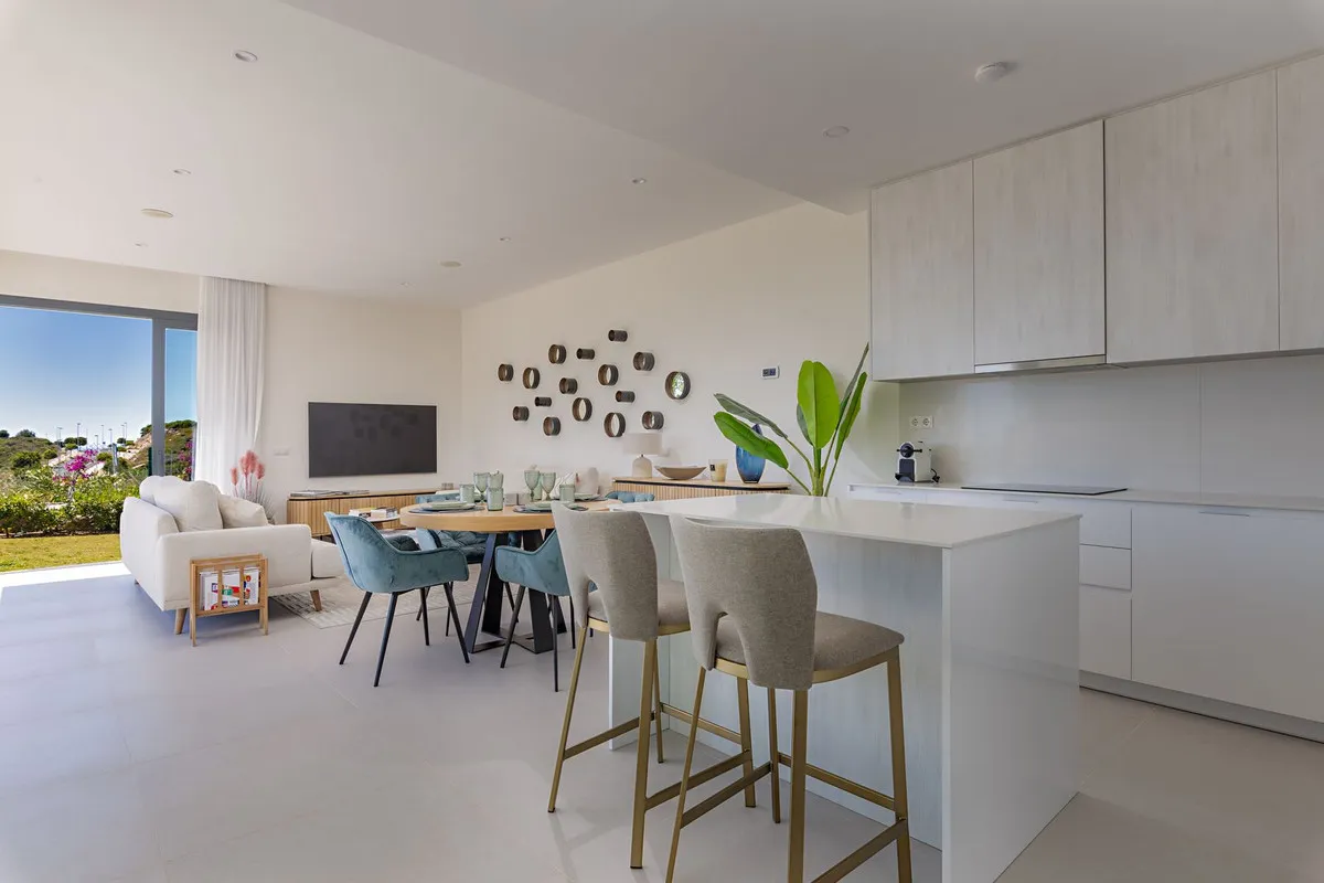 f813ba30-4192-4081-a446-0655d18d9757