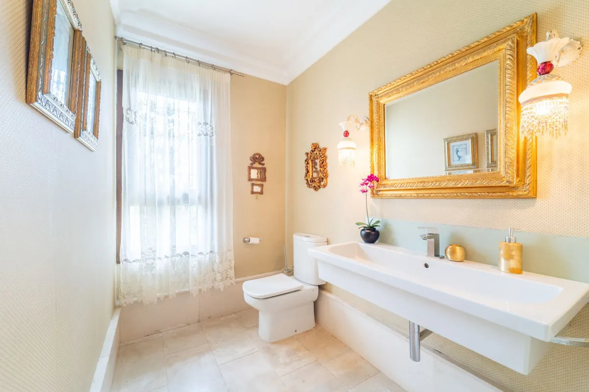 32a36e8b-add7-4306-9835-198d90719d02