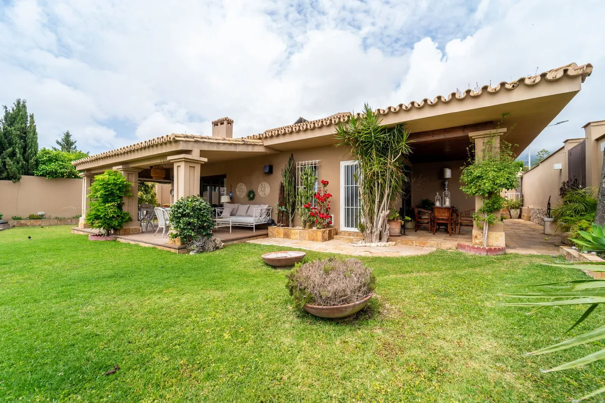 97a99221-b3f3-40f5-98cd-28864bb51a35