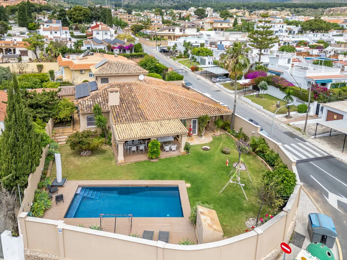 a60fd04f-e828-42c9-a23b-3b136b866ae2