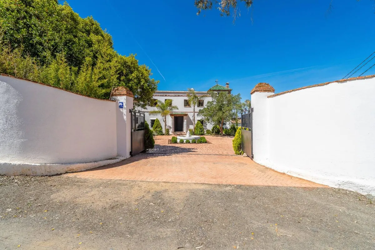 ec7eee5f-133f-487f-a3e9-49acec41a804