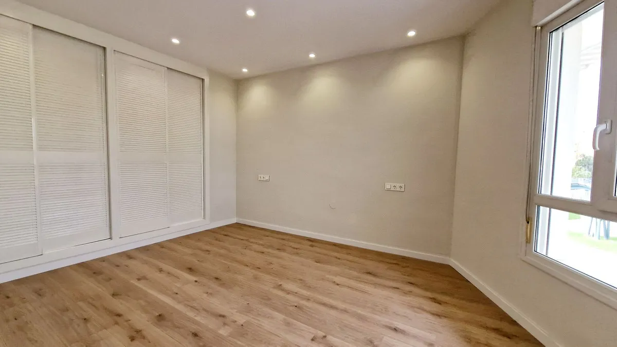 09bcc026-3081-4fc1-8abb-af12d14e392d