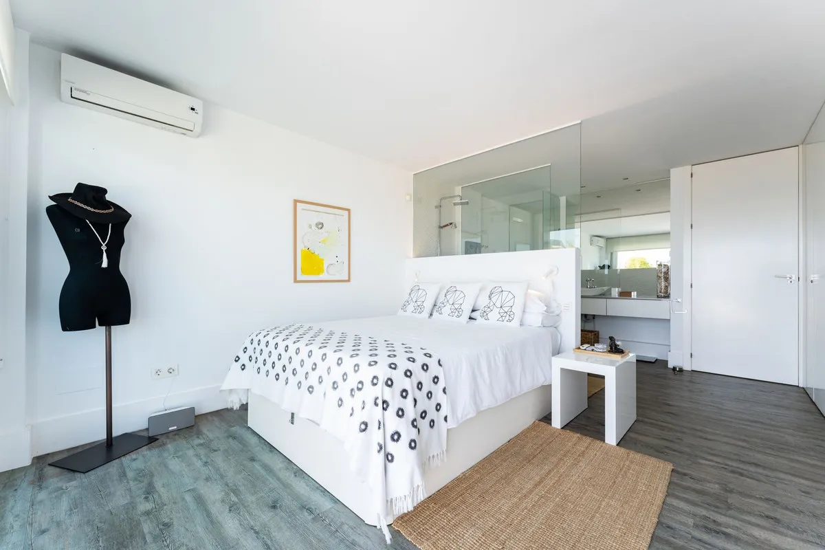 642bfc17-511d-40b9-91dc-27155f2852bc