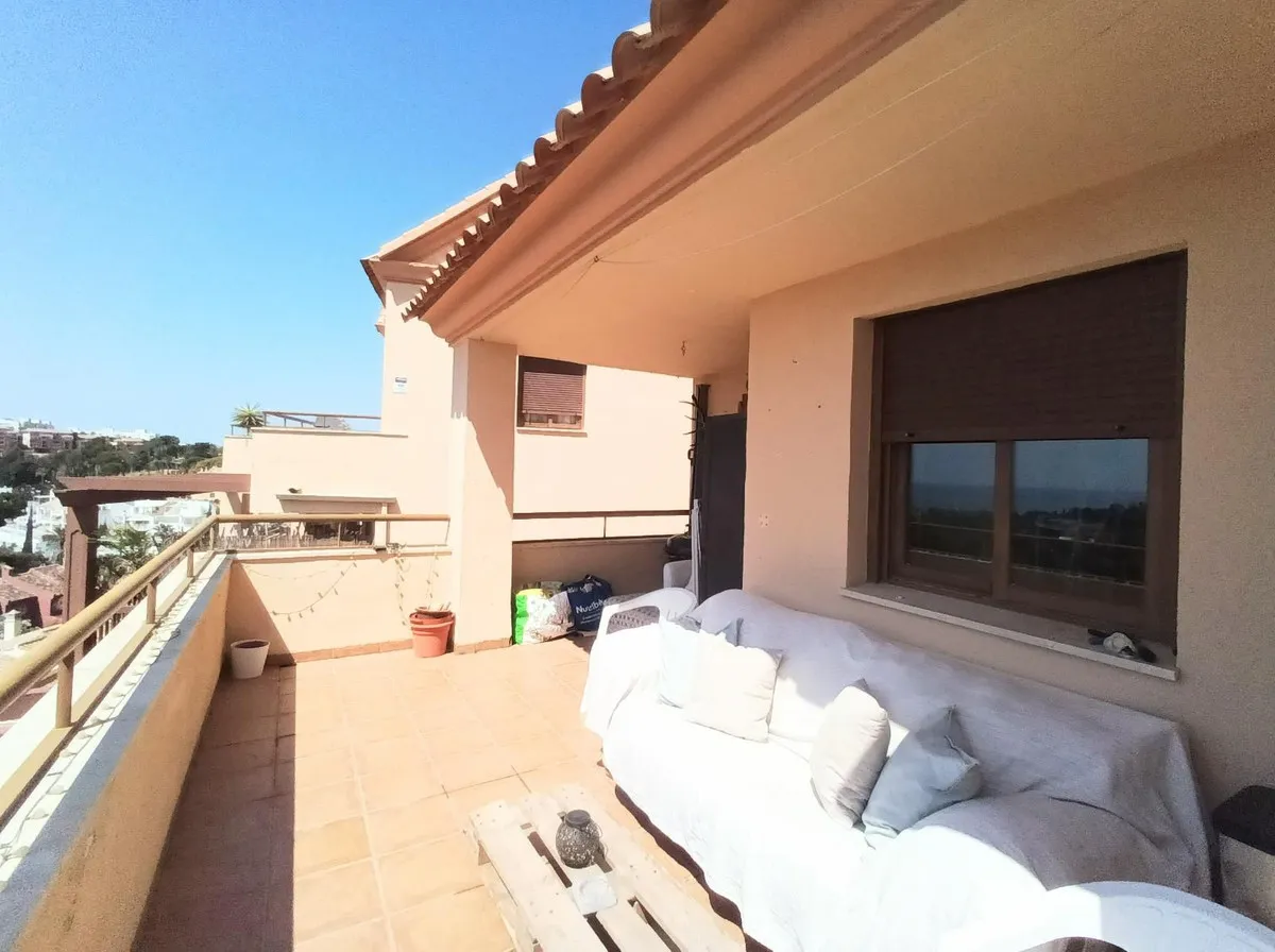 0f5aa7b9-eaa3-4015-9e16-0ea7d41d421a