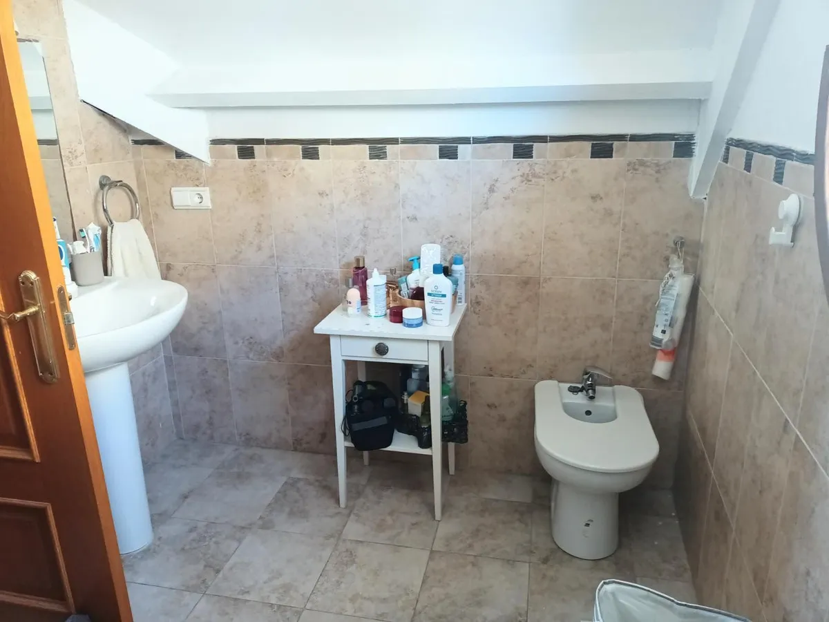 44f7e8d5-983d-4a4c-b078-7277416255ff