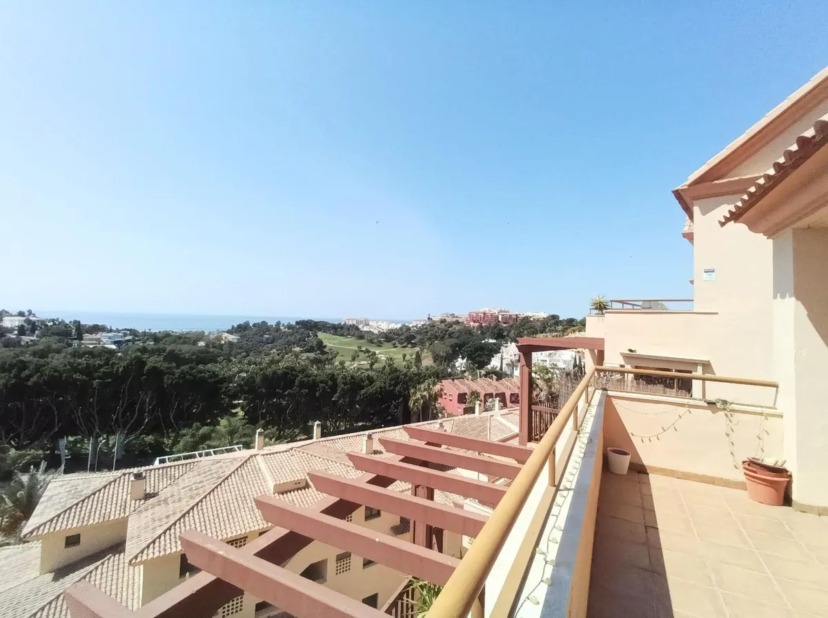 4cc3af61-73c2-4b2a-b16f-03ae5a767419