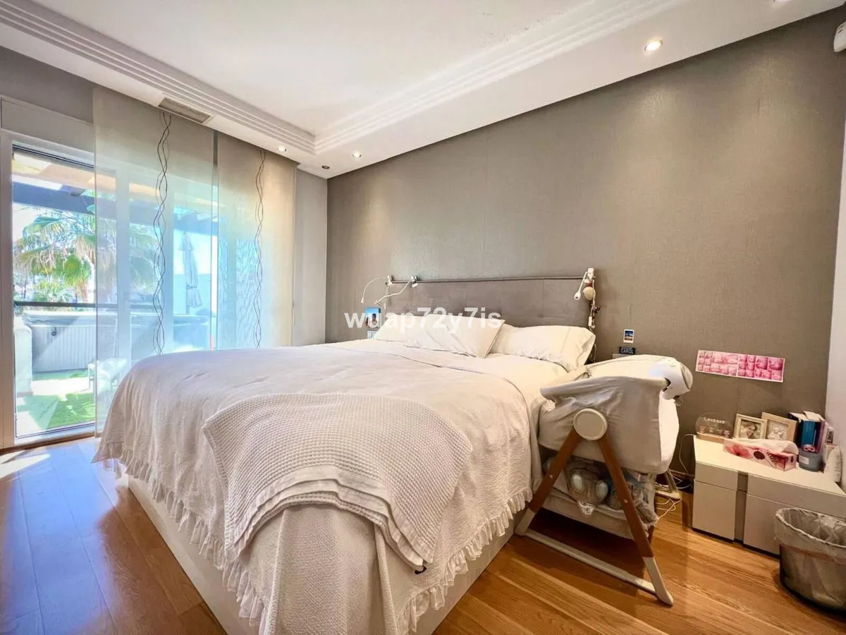 0abffa5f-c5fe-47eb-8c8f-2739263bc0d1