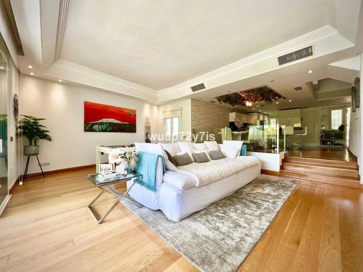 3b9e8c8c-bbd0-4176-8153-e73878592062