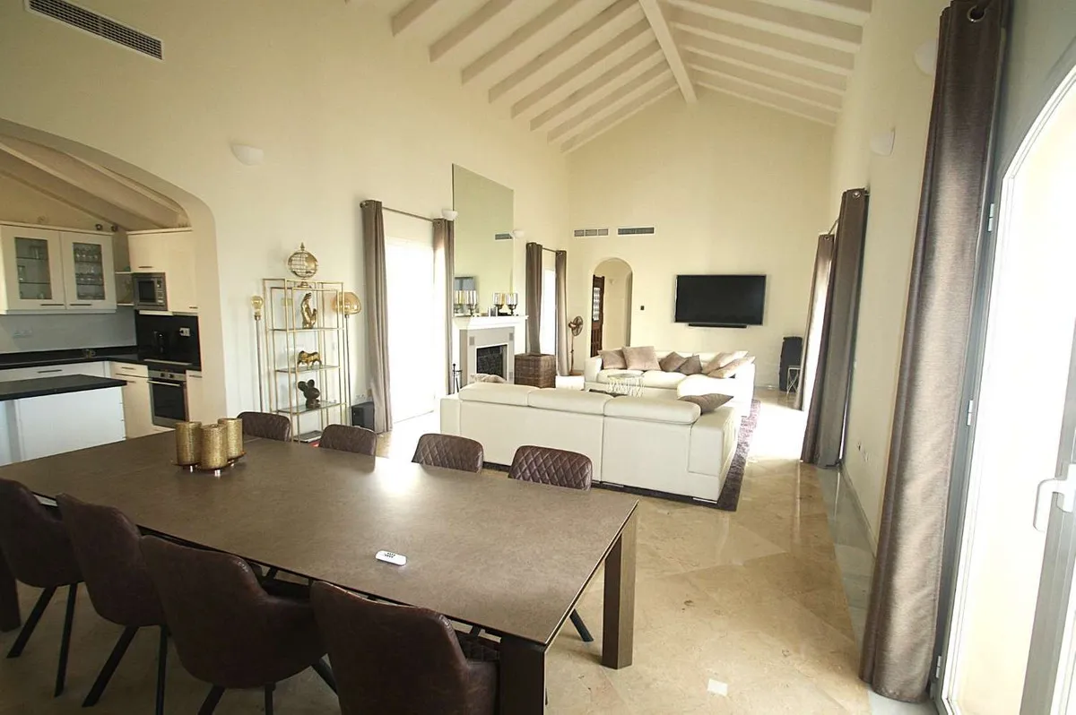 2e90db14-fabd-4bdc-bda2-c852abdbd467