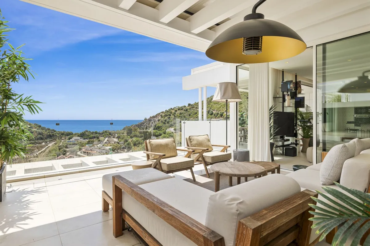 b721c6ae-65ba-4e3f-a43f-34ed741806b8