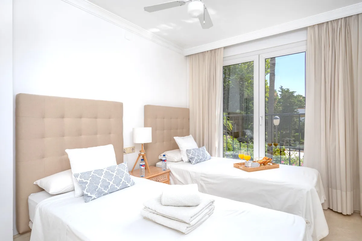 0dec4f13-0858-4a98-9ac6-eecd66c0f906