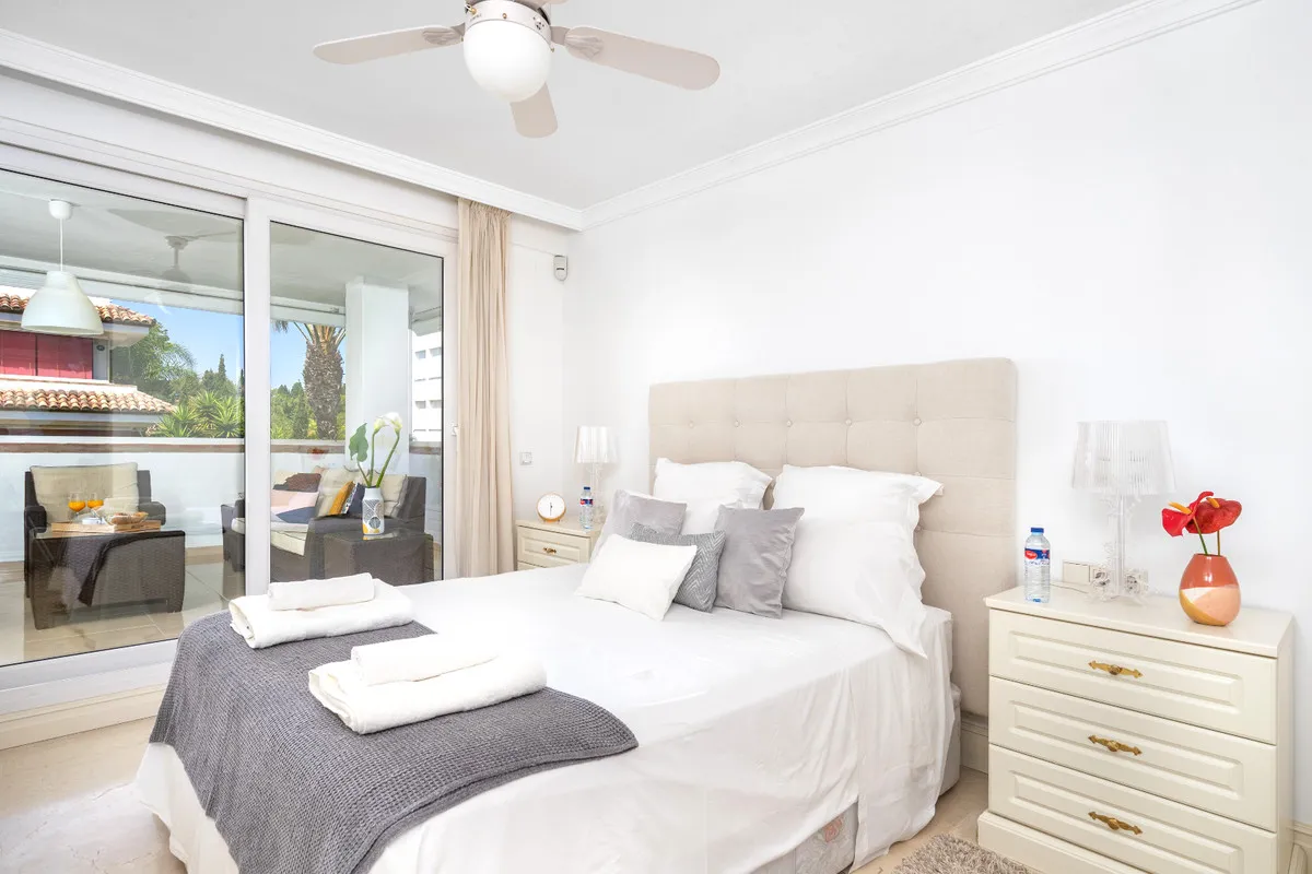 a8a5b416-9524-400b-a23b-bb1e8951a2e8