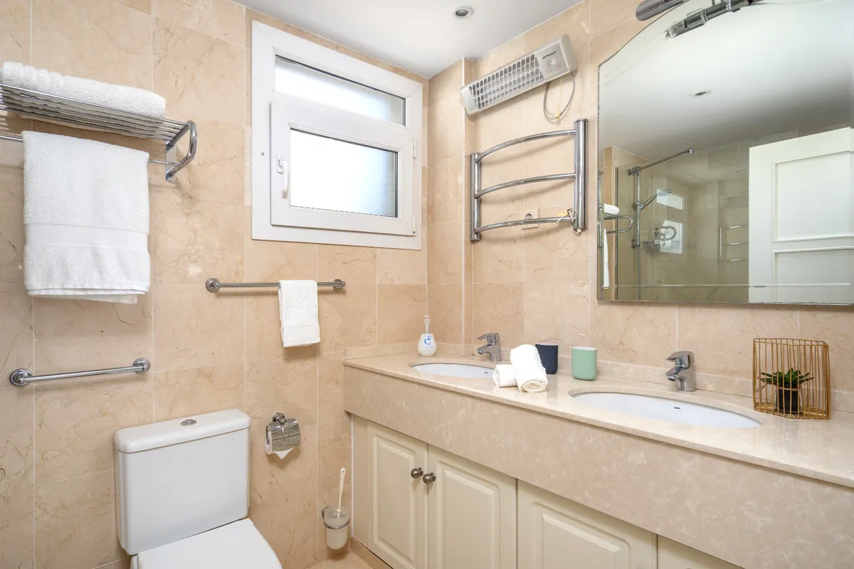 ad258577-0817-4f98-9958-f56efd1d5087