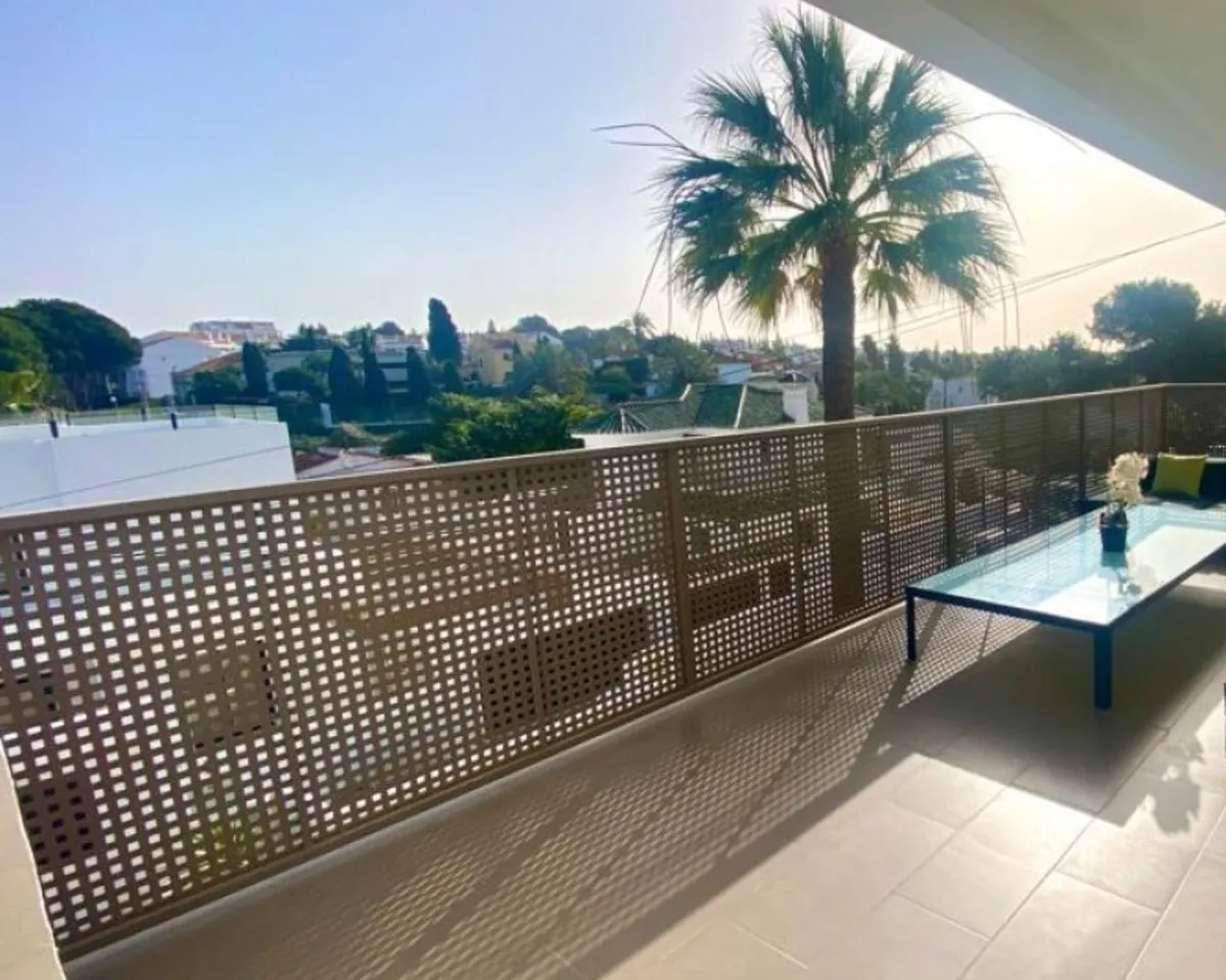 ee814693-b311-46e8-b811-1be467f035ac