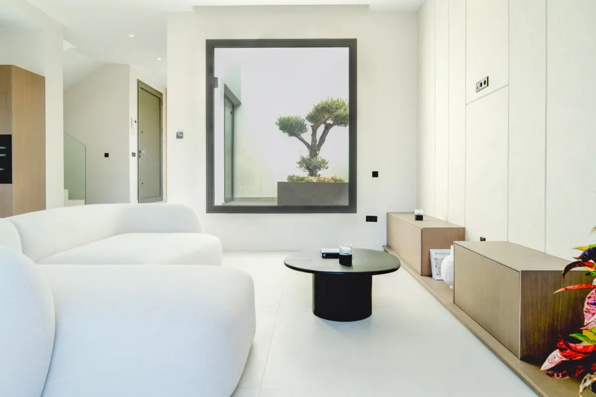 14a9c1c6-8976-47c6-b97c-009590d1267e