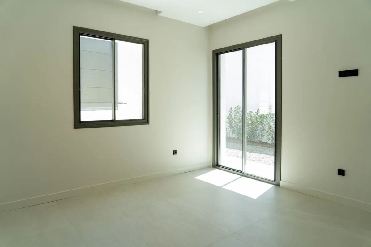 2ae6c33b-6b8b-473c-9d41-3c564ea8cfce