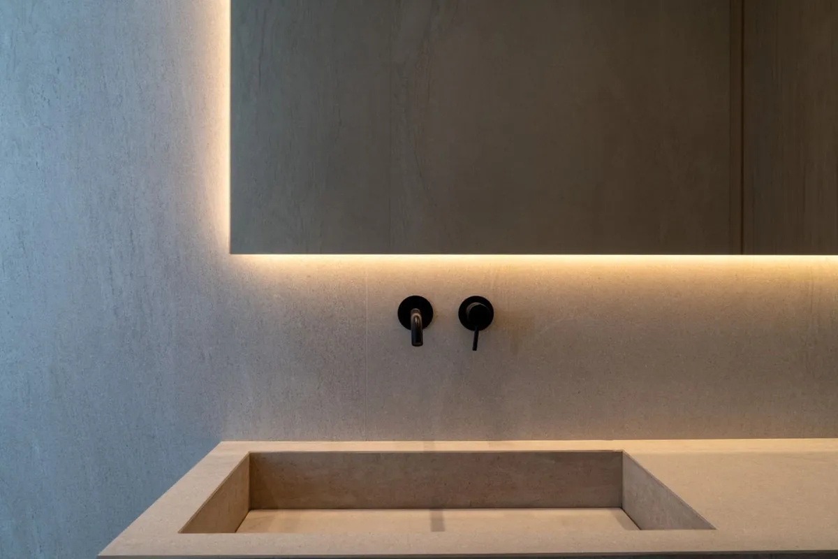 4c38d002-b9ec-4541-86f1-9342fef12615