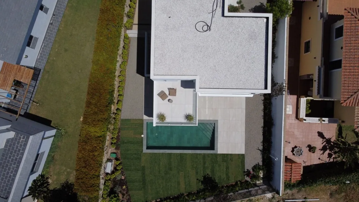 7de6d247-af59-4a2a-8999-55334658345b