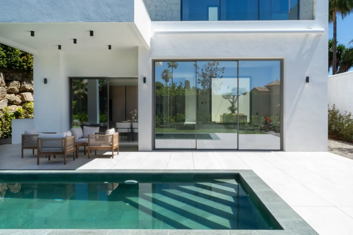 d5adbcd3-b44b-4414-ad8a-32ef048239cc