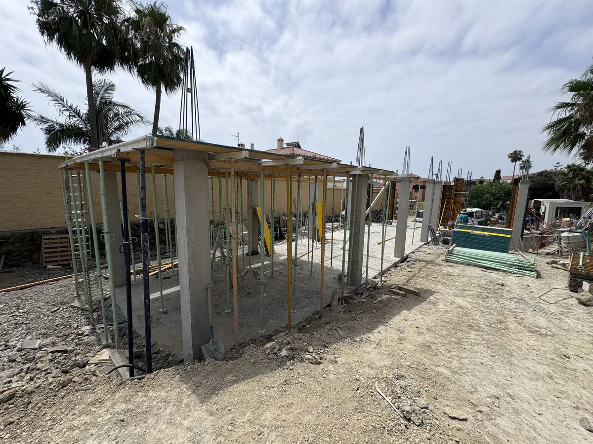 d6148744-13f5-4658-bb44-c742e7d58e72