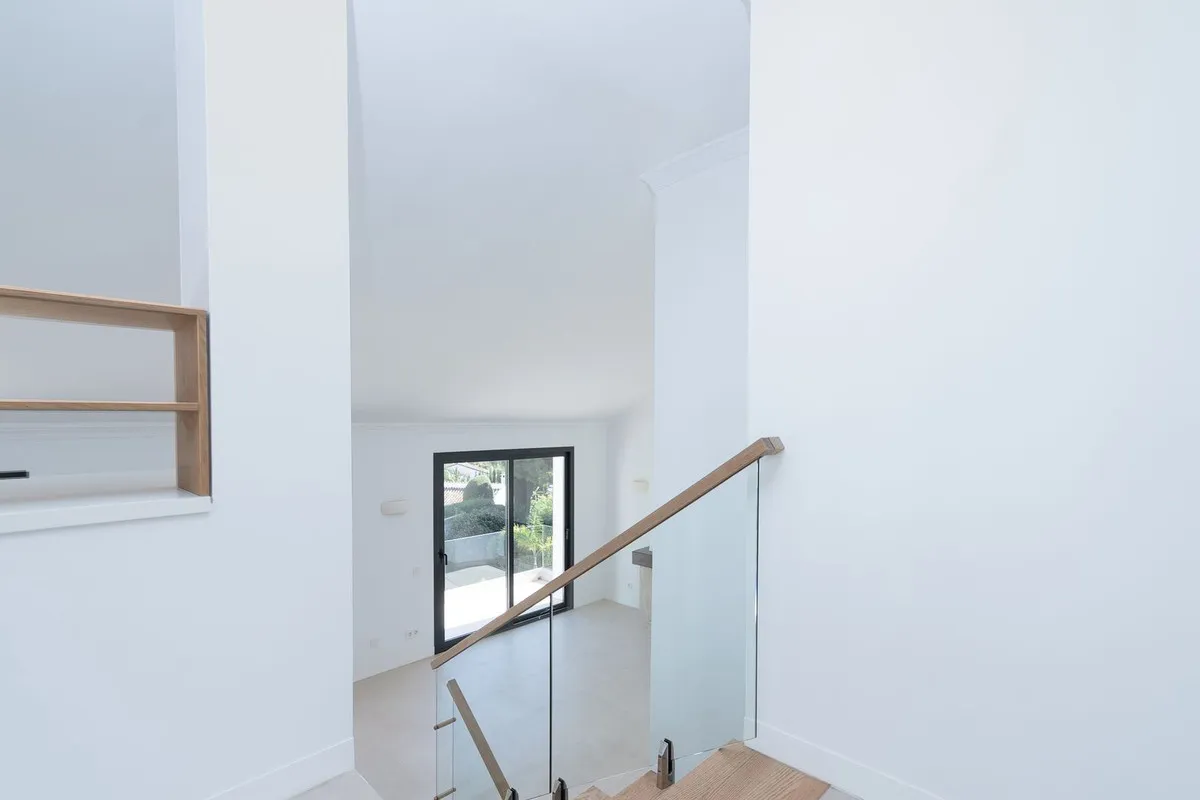 f7330af1-dba3-416e-97a0-6eaea66b0aac