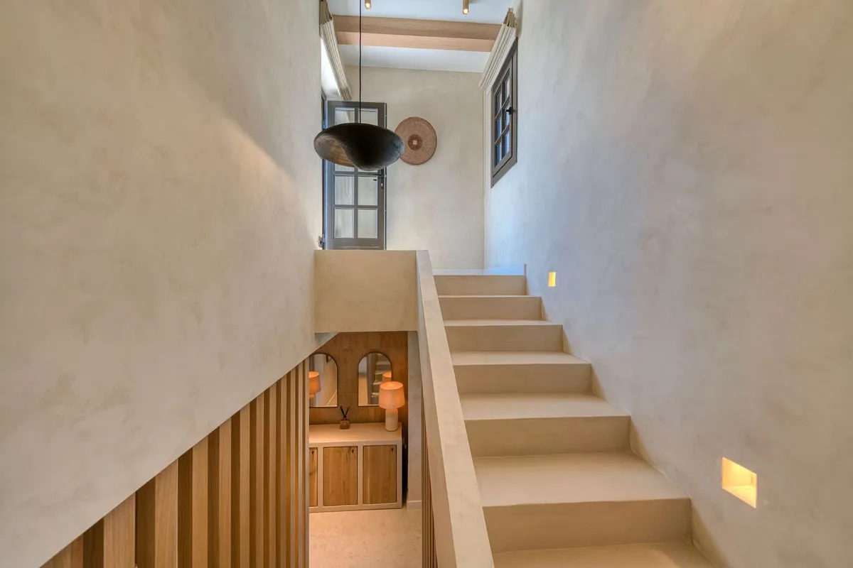 0e8daa60-f8c6-411c-887e-73d755b0d765