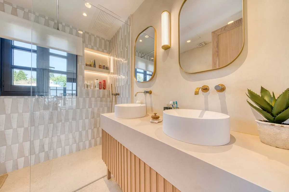 363681f2-57e6-4d25-852e-030d31e6ba4c