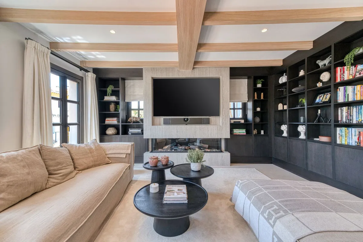 4376f895-4b78-48b3-9e7e-babaabb03937