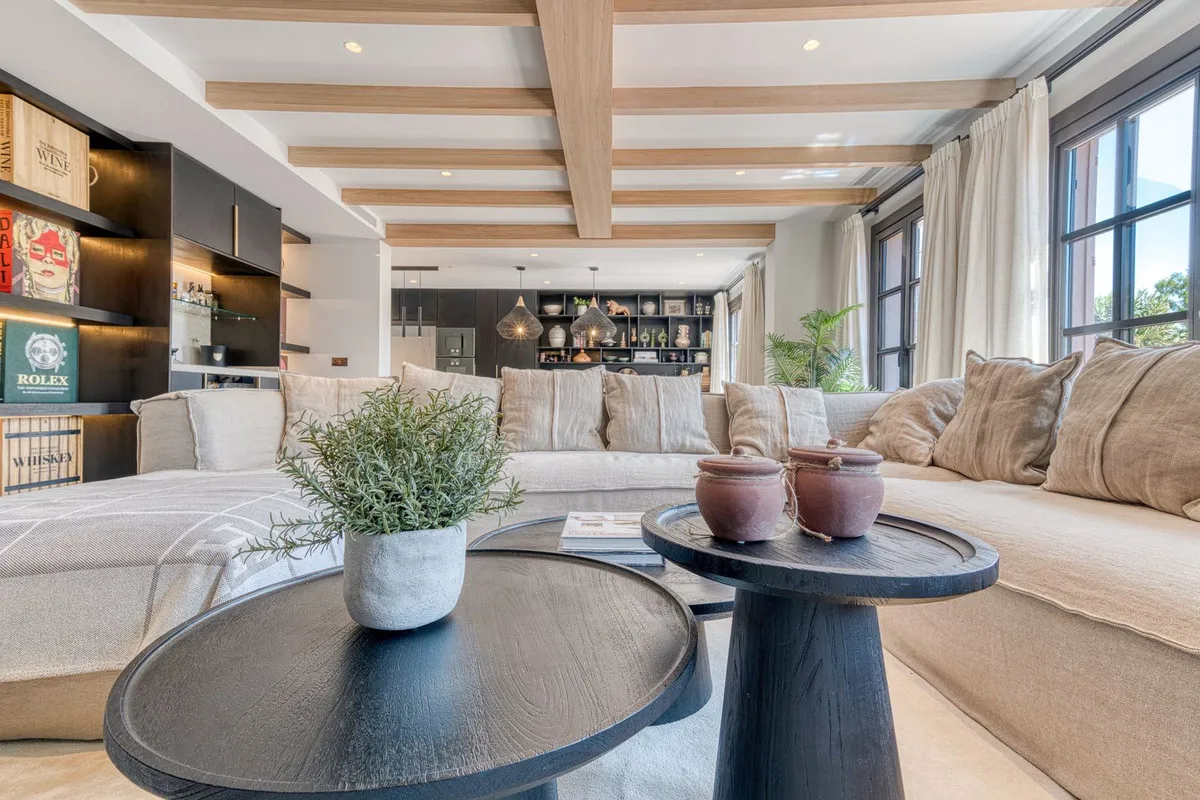 56db963f-d96e-48f9-abe9-41169ca4af1c