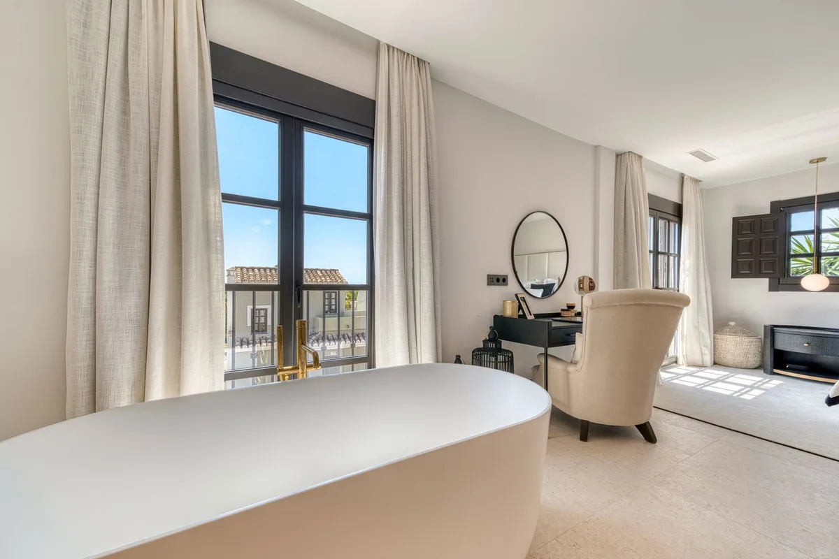 a31cd20c-b7f1-4fae-bb99-c4cdc505db70