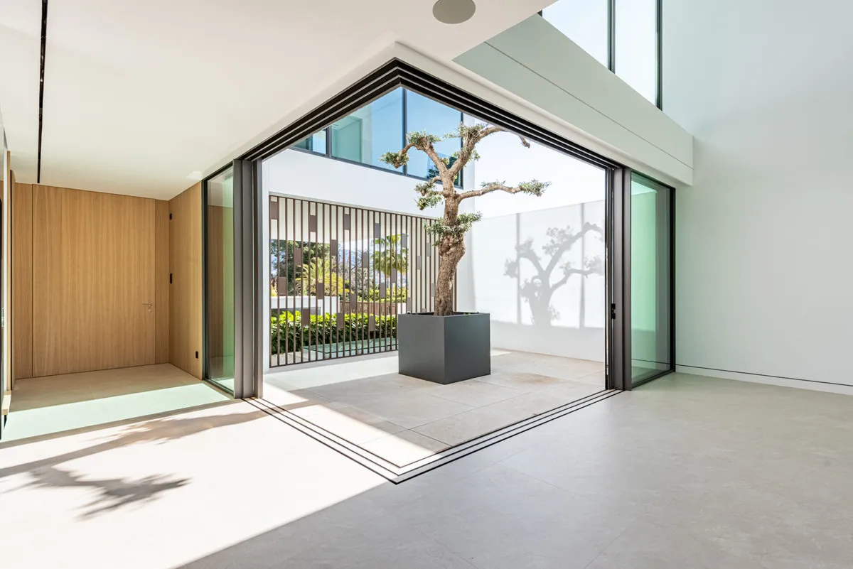 2514bf3d-c4df-440f-b35d-2506100a0cc5