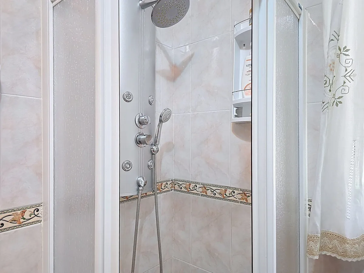 07a4e4a0-e6eb-48e5-8f1f-e37d5d533e49