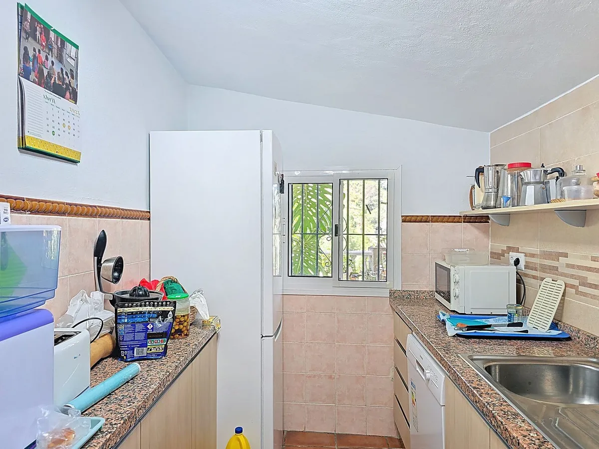 bc982f87-a34f-4bef-884d-67cb4abf45b1