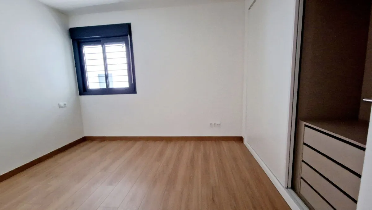 c6abd639-9fc0-46b8-8304-763e74d7ba19