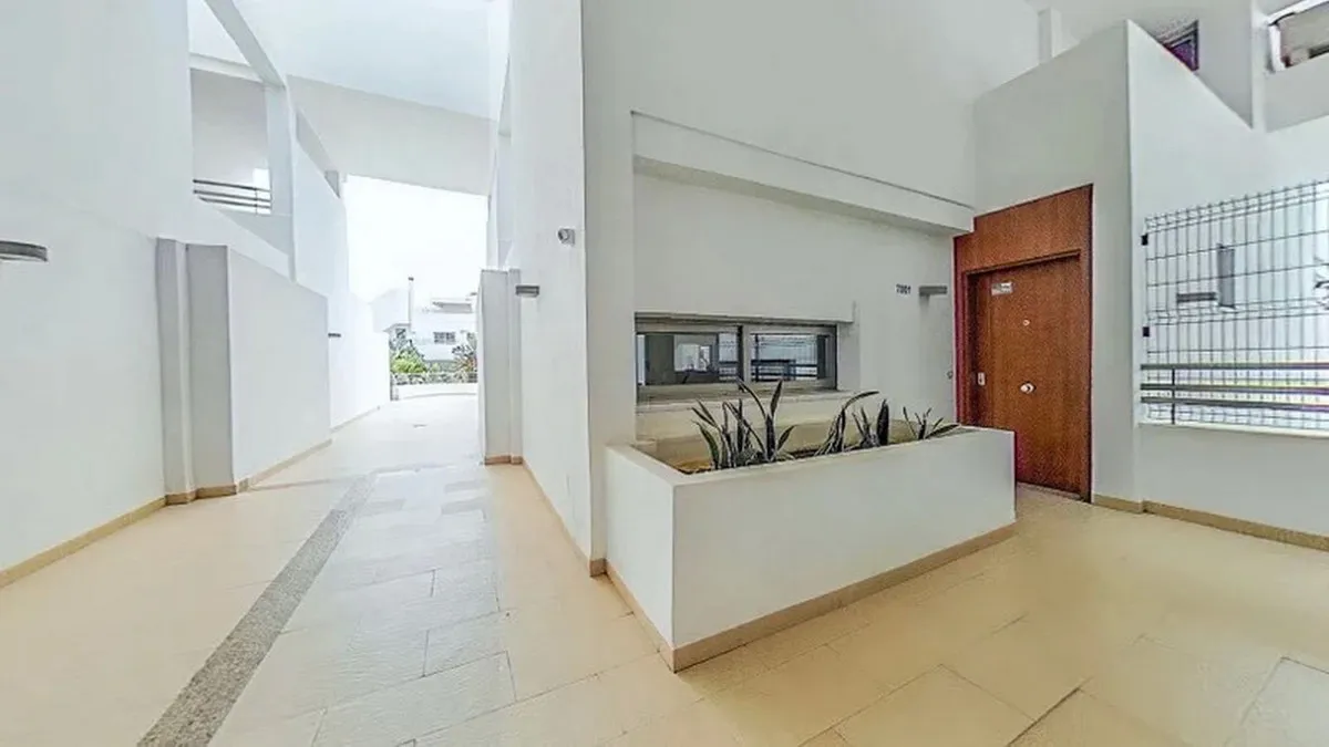 073050bd-6062-43e7-b543-06f5d7282de0