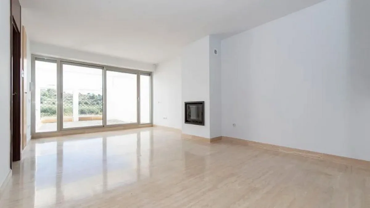 d1e649b3-4f74-491c-8f90-dfab3e93364a