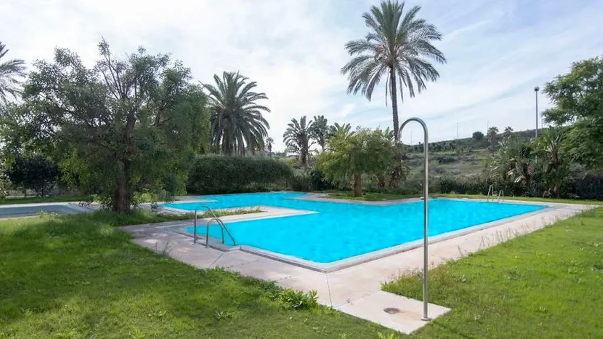 eb557e78-48f5-4268-bf4b-6e48a29e9d7b