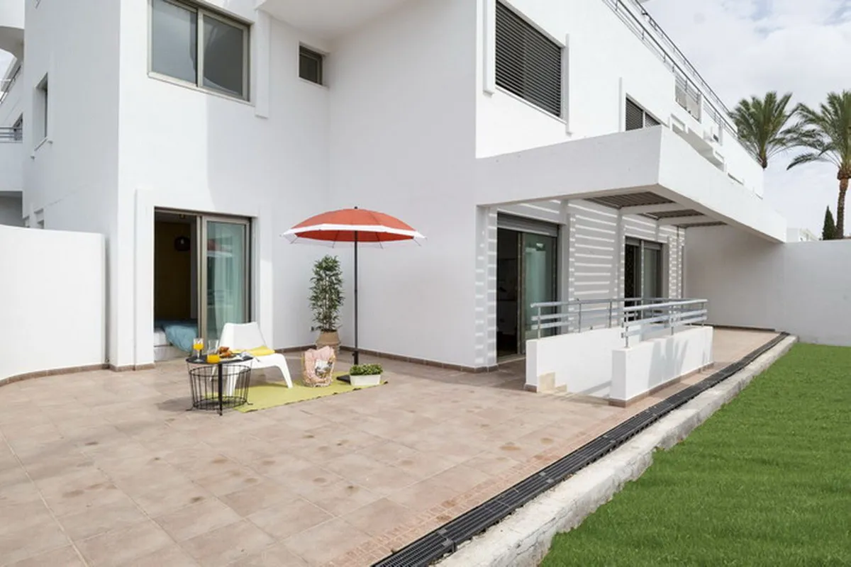 d2b4d829-49ba-4e1d-9bc1-d49f7209e1fb