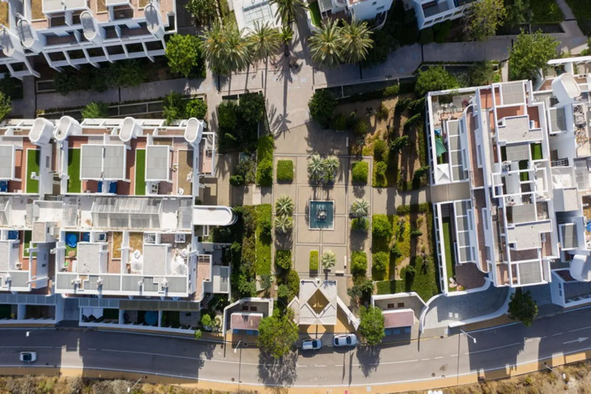 d73977a6-2e23-4c97-b78f-d8df6bae408f