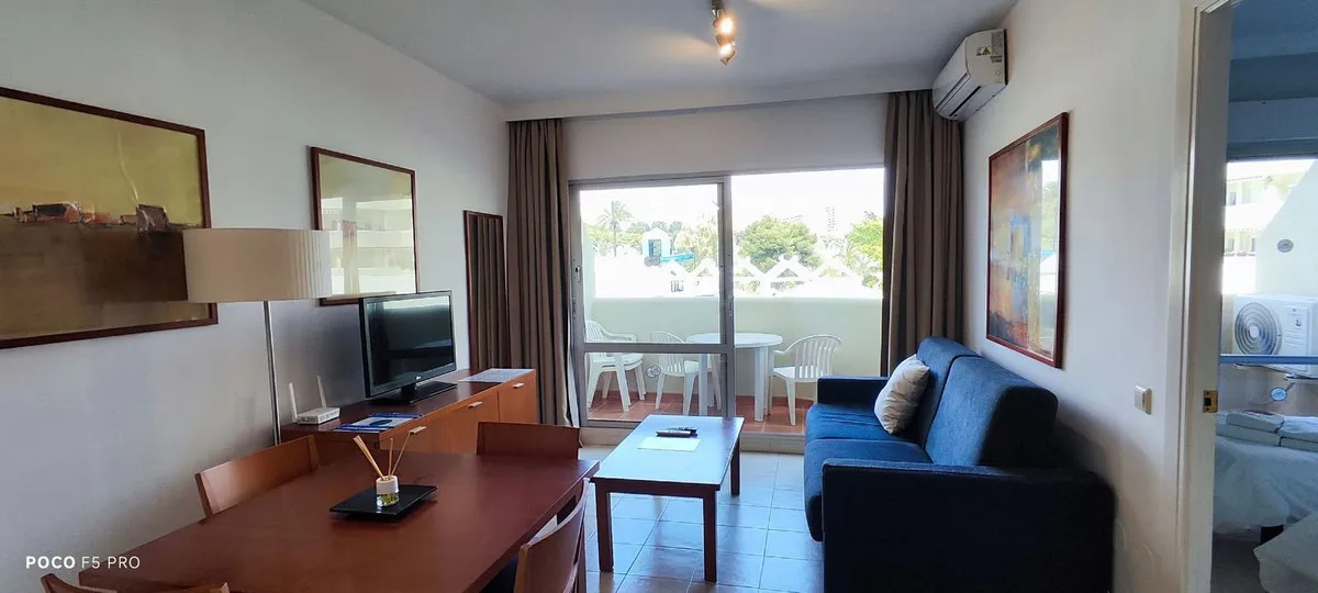 d1a1d2c2-c0f7-45d0-8e21-00cbc4e58d18