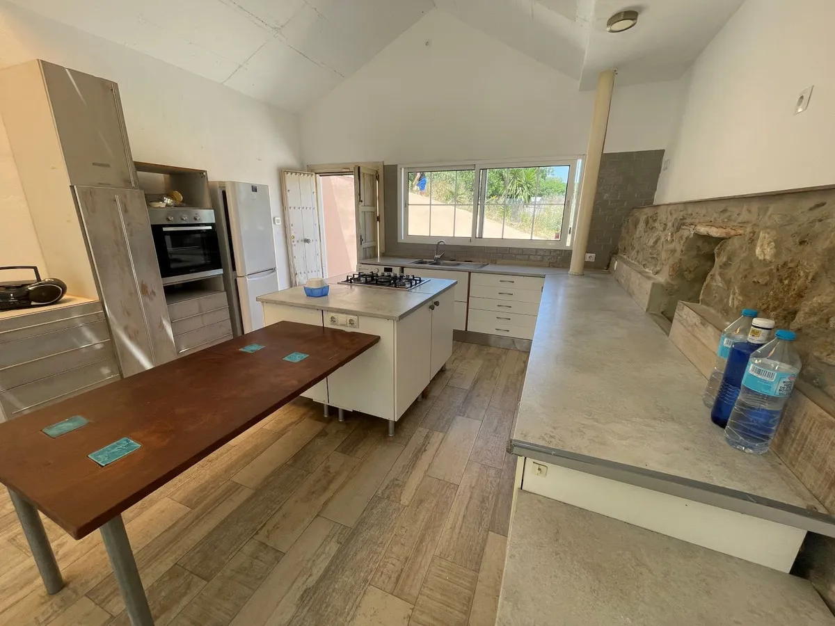 99b4eaca-7b70-4e83-b519-a7049b326de2