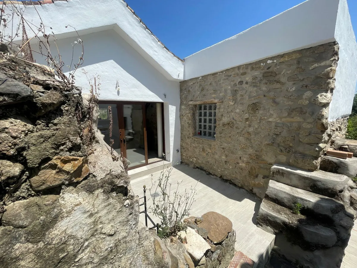 cb7ff97d-442a-4ef5-a875-9cd4802eeef4